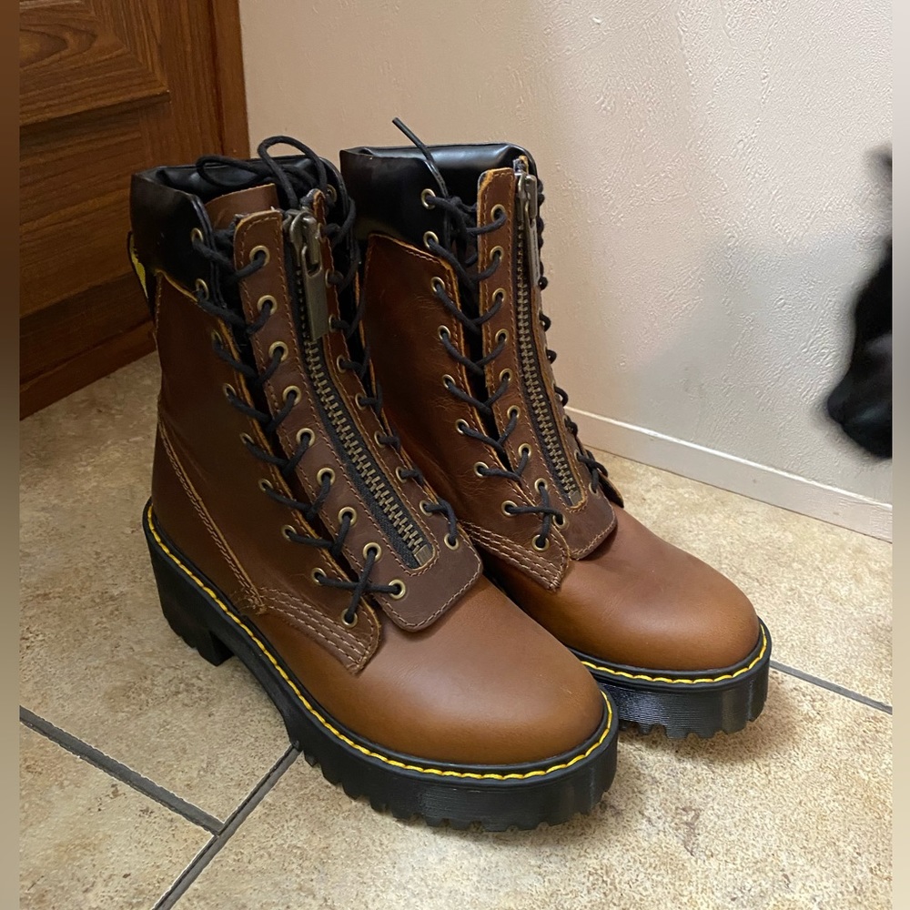 KARMILLA LEATHER LACE UP BOOTS
